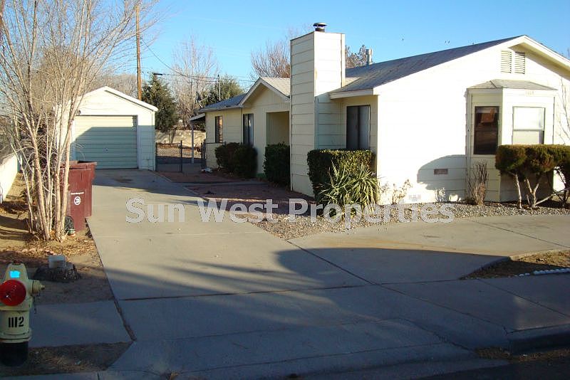 1st image of 1014 N Loma Linda Ave