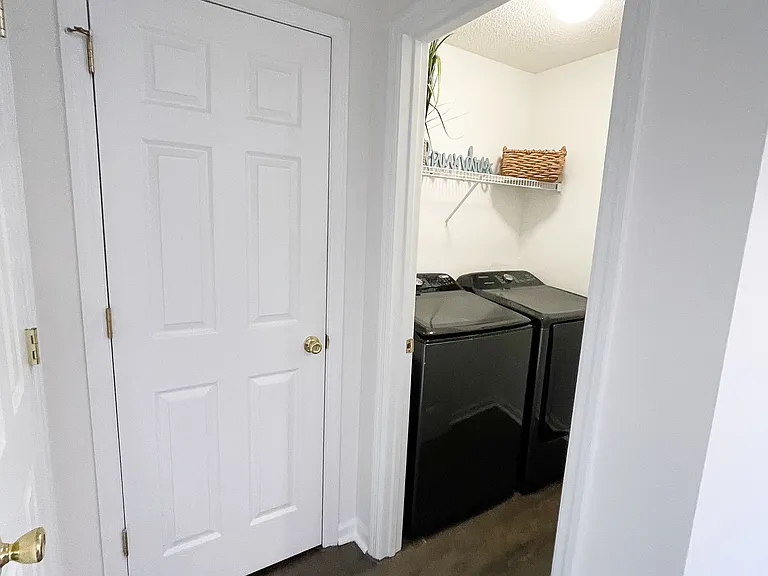 201 Yellow Hawthorn Cir — Photo 9