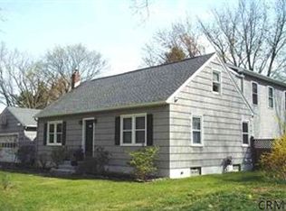 13 Morningside Dr, Delmar, NY 12054