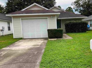 7752 Lola Cir, Navarre, FL 32566