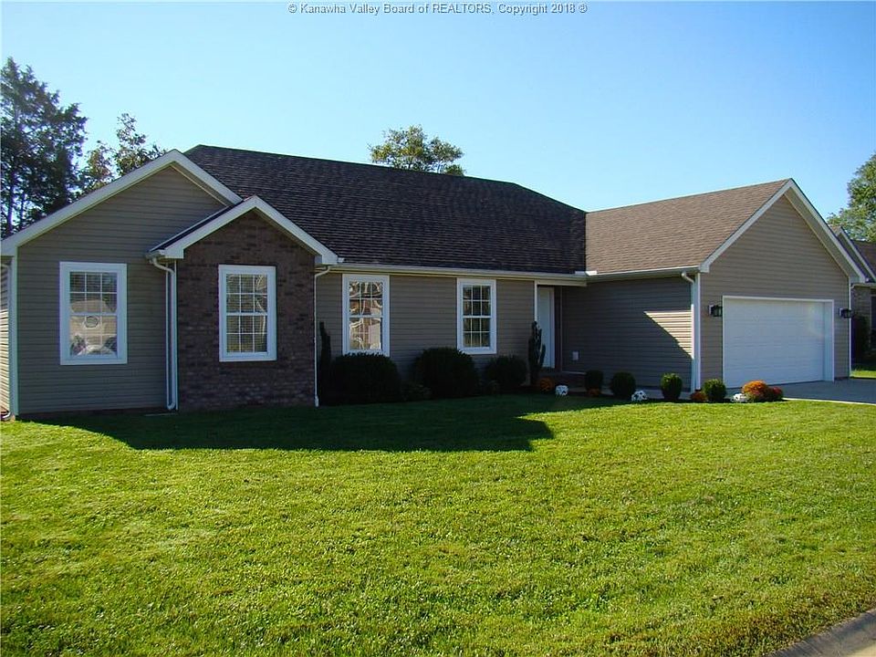 1st image of 54 Fieldstone Dr