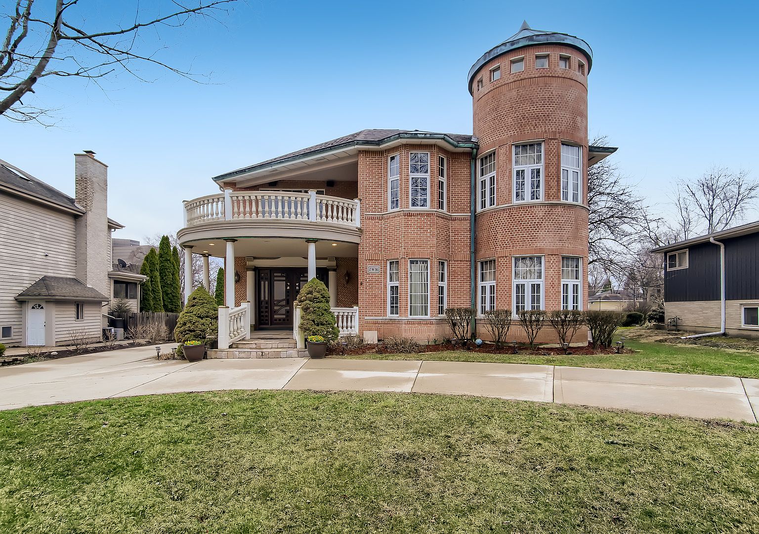 17W203 Monterey Ave, Oakbrook Terrace, IL 60181 Zillow