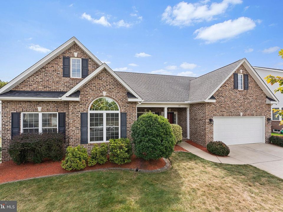 1st image of 114 Harold Ct
