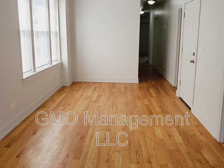 4048 W Lexington St #2 — Photo 2