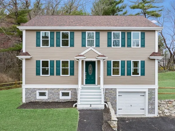 2 Mutton Ln, Weymouth, MA 02189