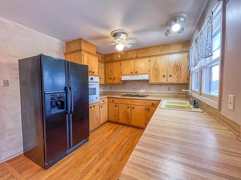 2929 Ridgecrest Dr — Photo 6