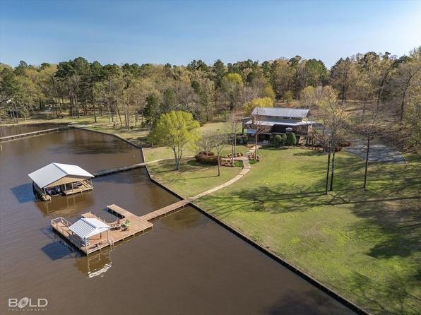 380 Merritt Rd, Benton, LA 71006