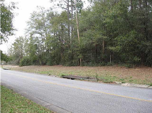 2nd image of 2300 Handy Rd
