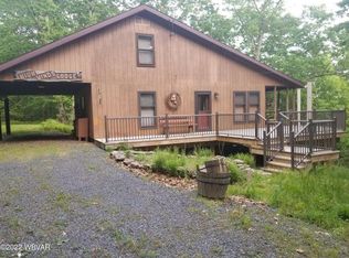 995 Laurel Ln, New Albany, PA 18833