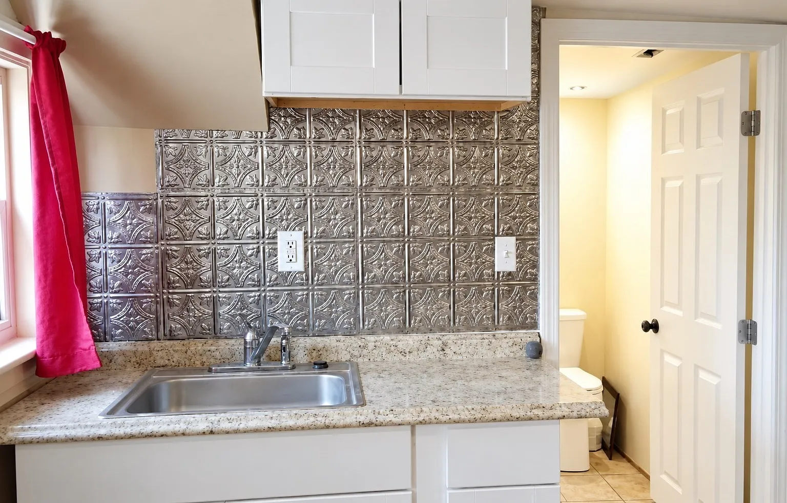 2 bed, 1.0 bath, 800 sqft, $2,450 — Photo 2