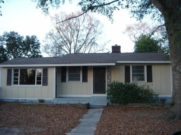 3831 Capers Ave, Columbia, SC 29205