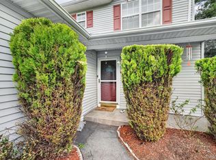 28 Lois Lane, Monroe, NY 10950