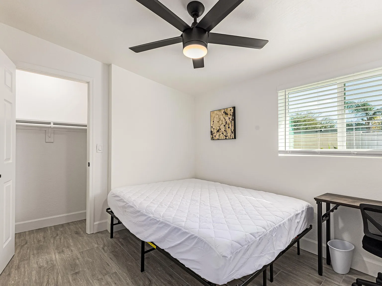 4 bed, 3.0 bath, 2345 sqft, $888 — Photo 2