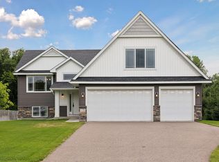 1150 Depue Dr, Champlin, MN 55316