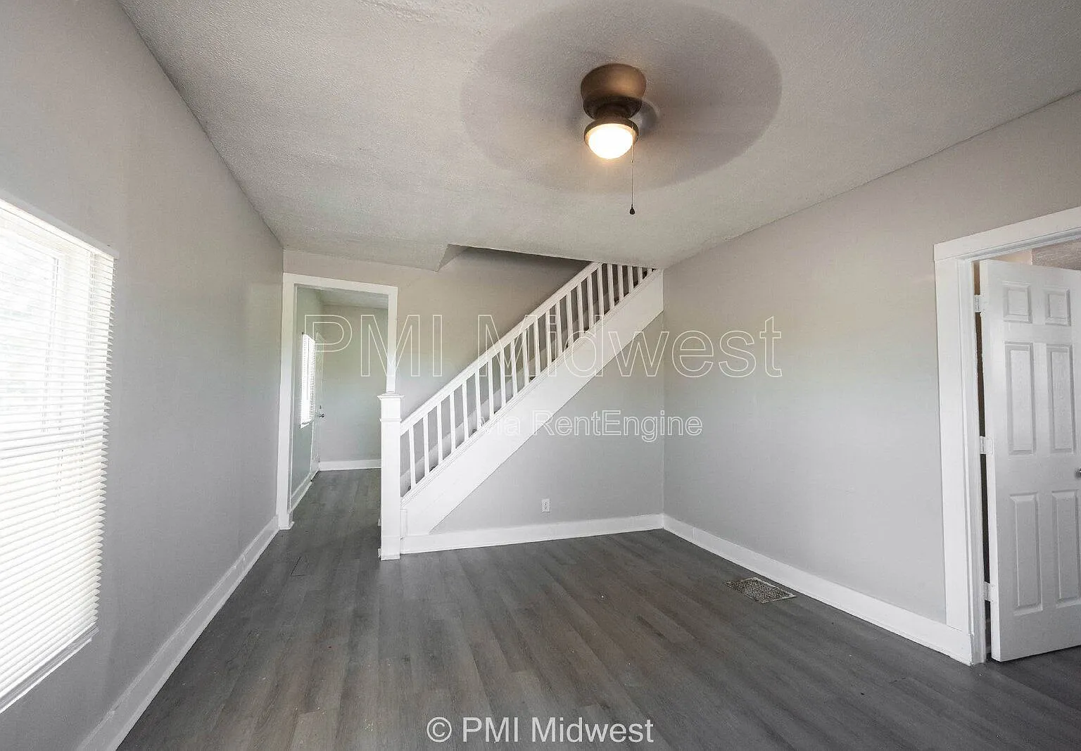 4 bed, 2.0 bath, 1830 sqft, $1,299 — Photo 3