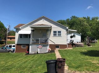 800 N 7th Ave, Paden City, WV 26159