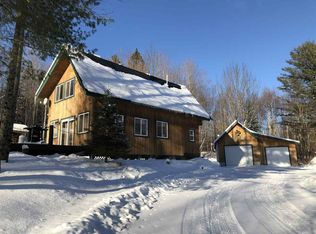 579 Red Schoolhouse Rd, Lyndonville, VT 05851