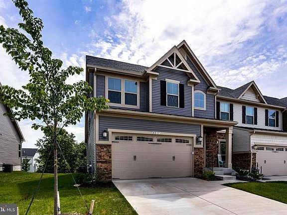 2nd image of 8317 Pondview Dr