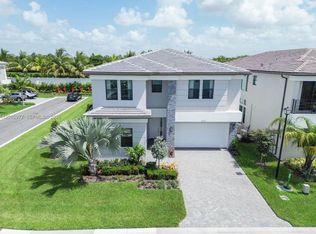 8151 Laurel Falls Dr, Boca Raton, FL 33496