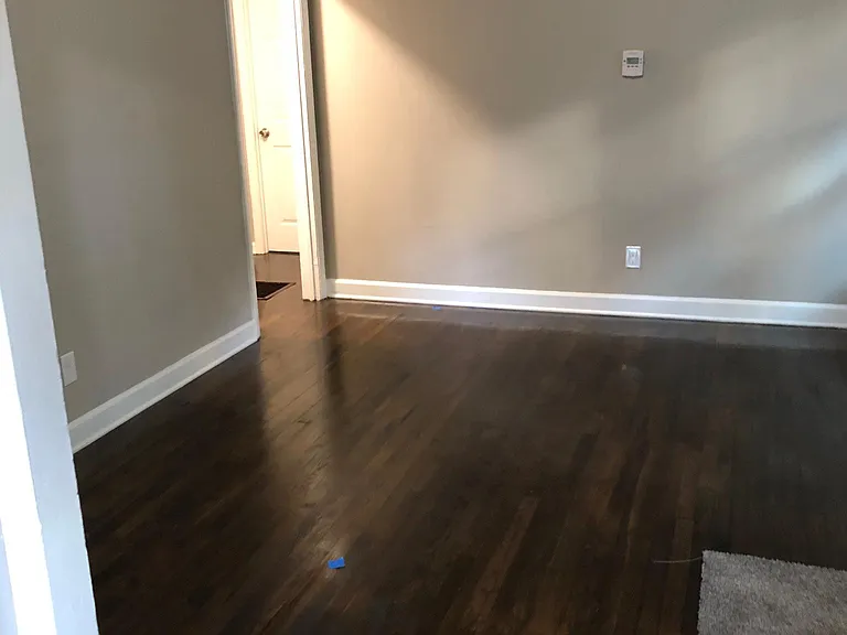 1289 Andrews Dr — Photo 2