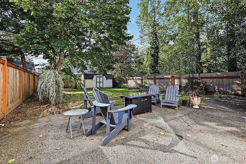 5th image of 11502 SE 221st Place