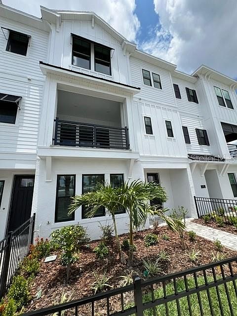 1st image of 1524 SKYSAIL LANE