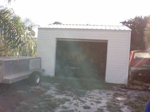 Detached Garage