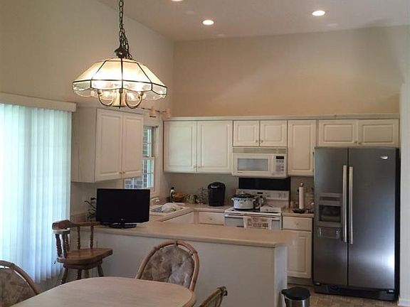 2nd image of 9397 Lyn Marie Dr