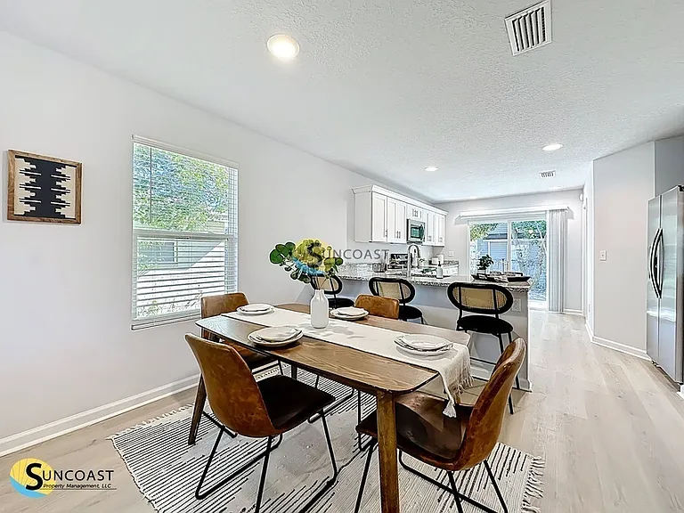 1336 W 30th St — Photo 7