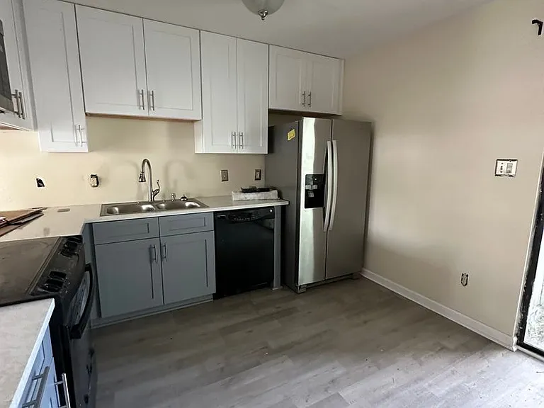 301 S Lipona Rd #24 — Photo 5