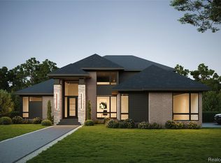 7541 Maple Ridge Maple Ridge Dr, Clarkston, MI 48346