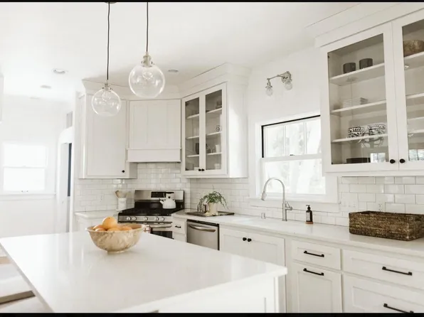 1125 East Gorham Street, Madison, WI 53703