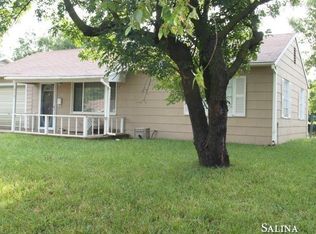 1019 Osage Ave, Salina, KS 67401