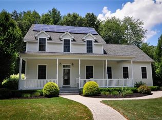 23 Jubrey Dr, Windsor, CT 06095