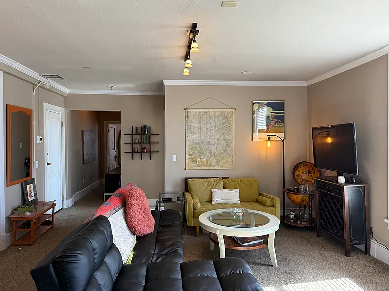 635 E Main St #200 — Photo 3