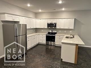 2nd image of 4402 Richardson Dr