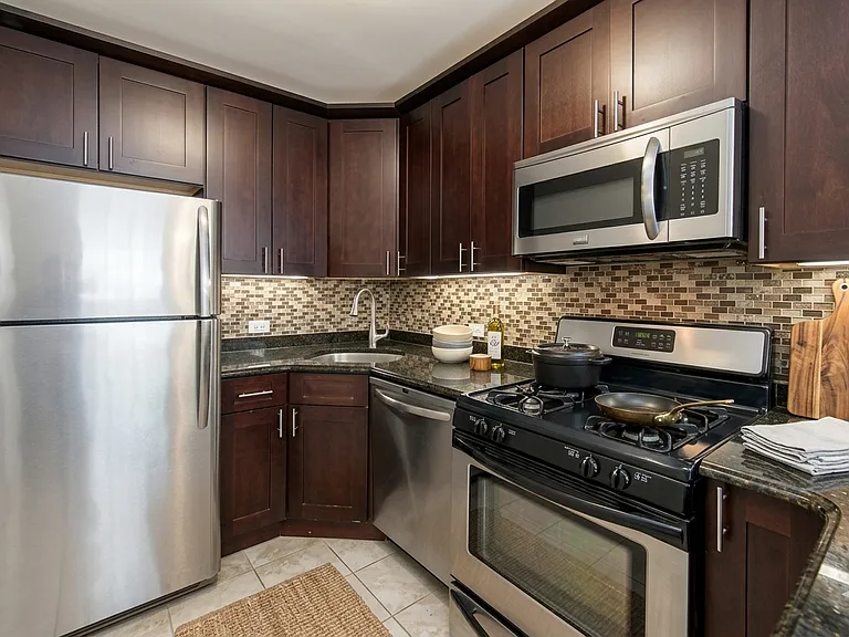 26 W 88th St #B — Photo 4