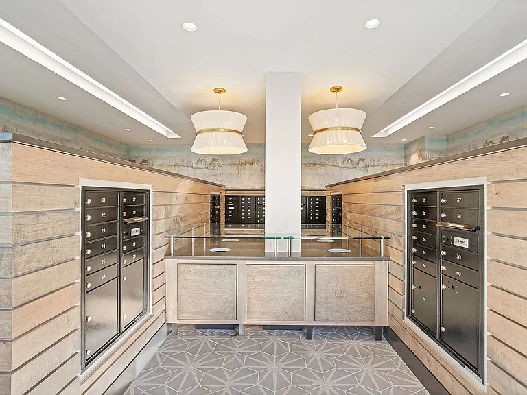 24/7 access mail room and package room