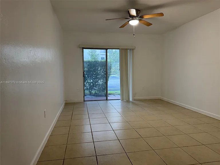 8315 SW 72nd Ave #101B — Photo 5