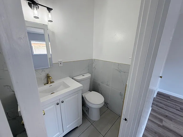 1223 N Kingsley Dr #7 — Photo 21