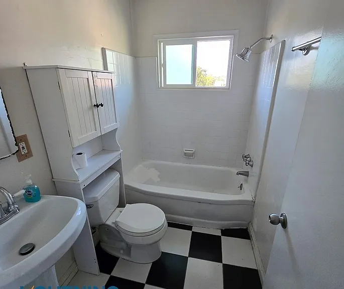 230 S Coronado St #29 — Photo 10