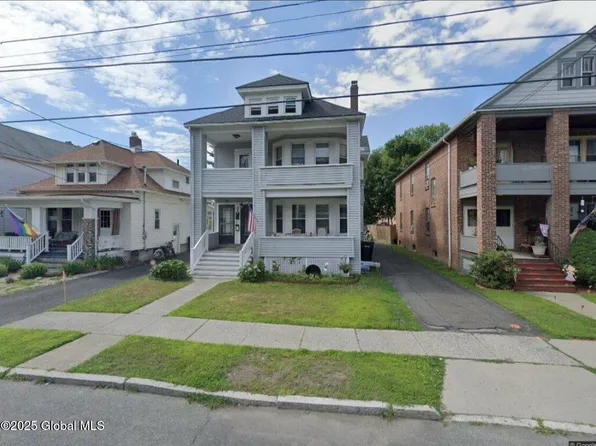 444 Taylor Court, Troy, NY 12180