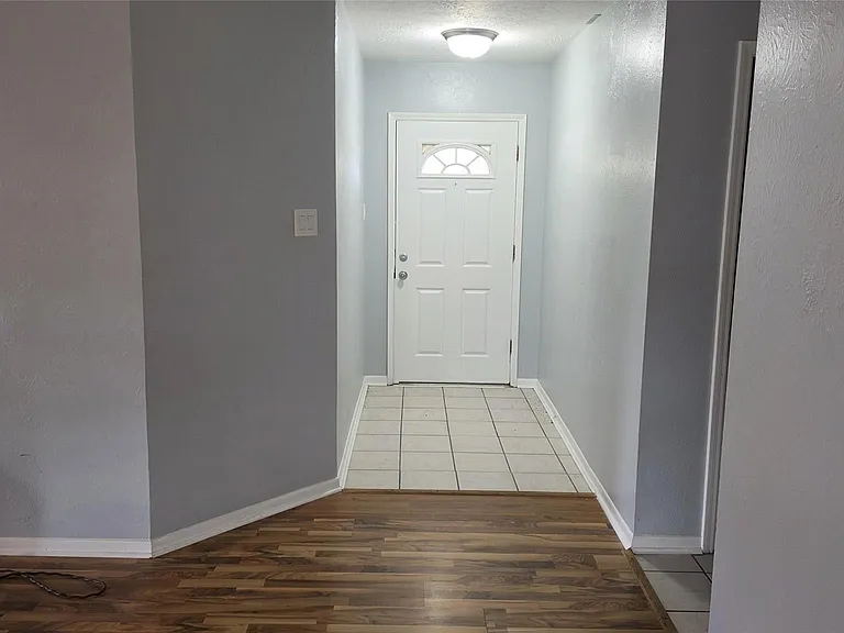 1502 Sudbury Dr — Photo 5