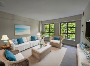 931 Mass Ave #401, Cambridge, MA 02139