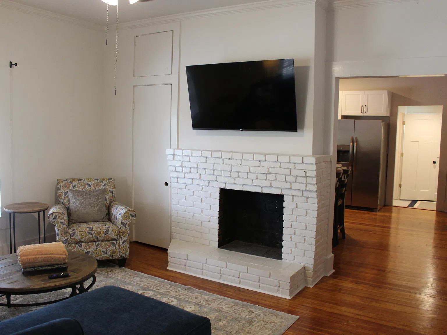 2 bed, 1180 sqft, $1,600 — Photo 4