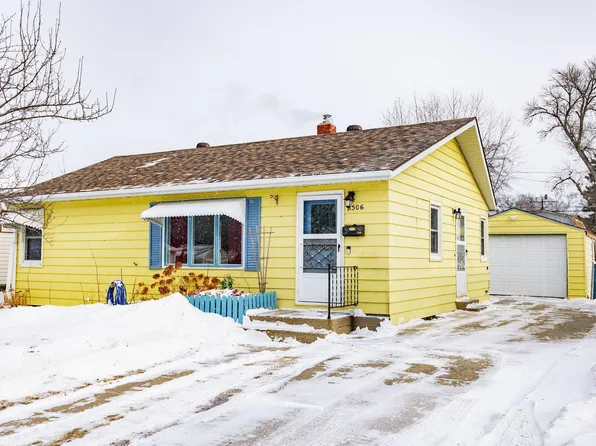 1506 15th St S, Fargo, ND 58103