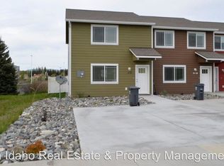 1030 Alturas Dr, Moscow, ID 83843