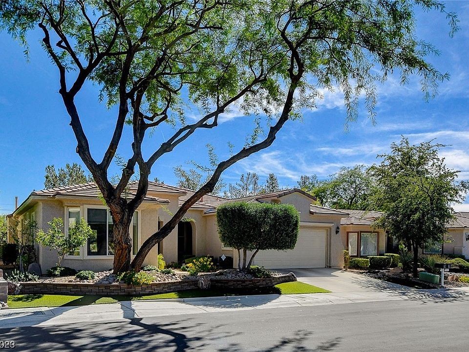 1st image of 4504 Largo Cantata St