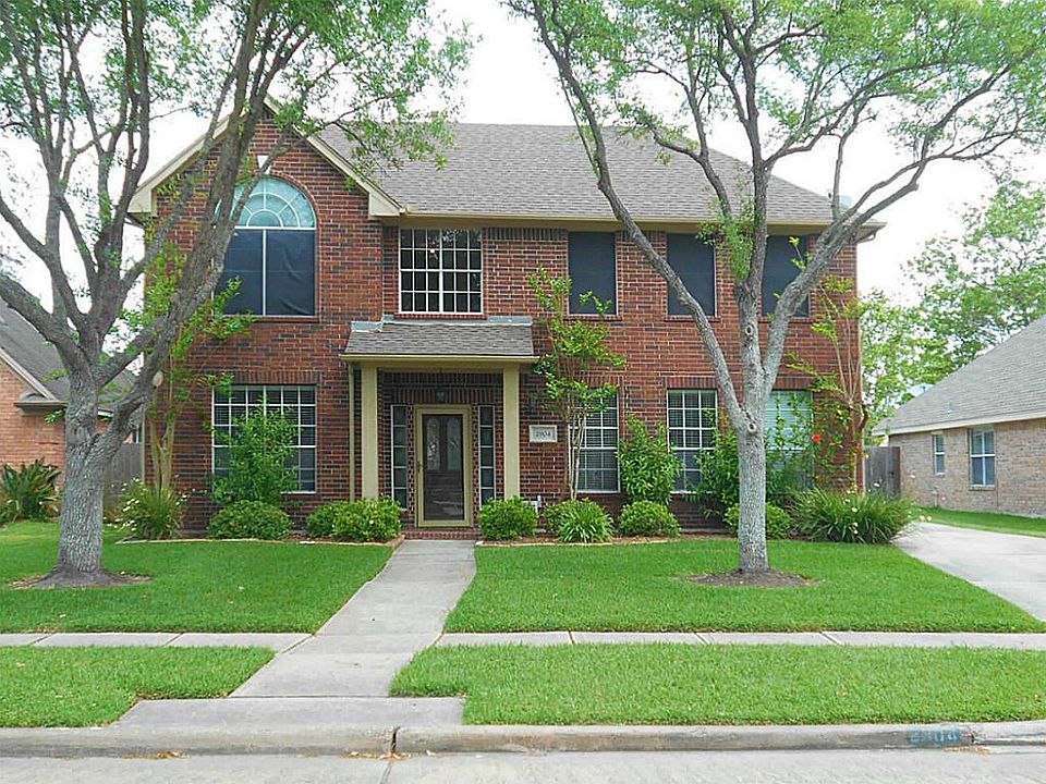 1st image of 2904 Meadow Brook Dr