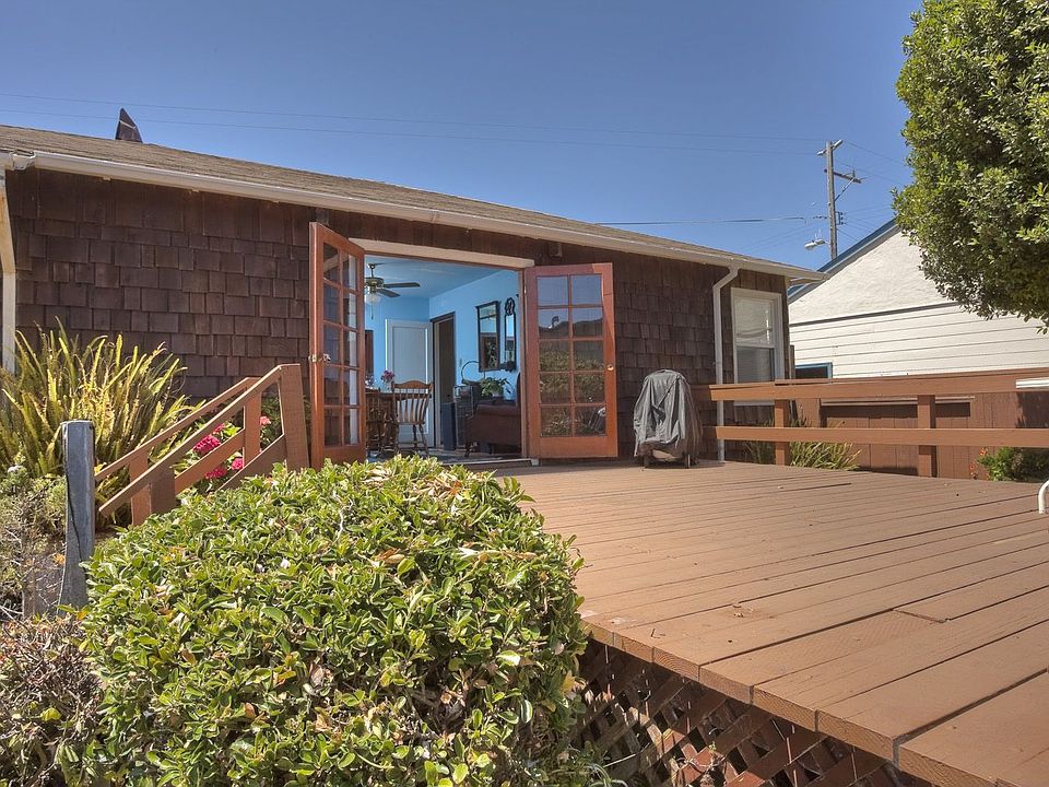 1st image of 207 Milagra Dr